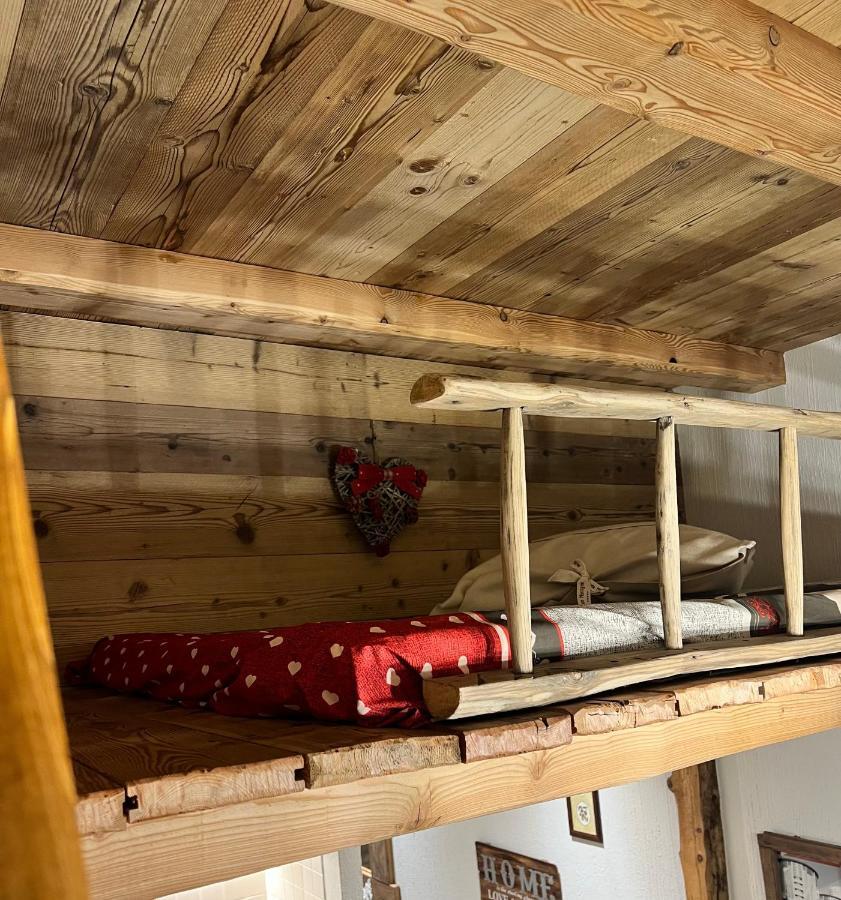 Nido Di Cloe Apartman Colle Colle Sestriere Kültér fotó